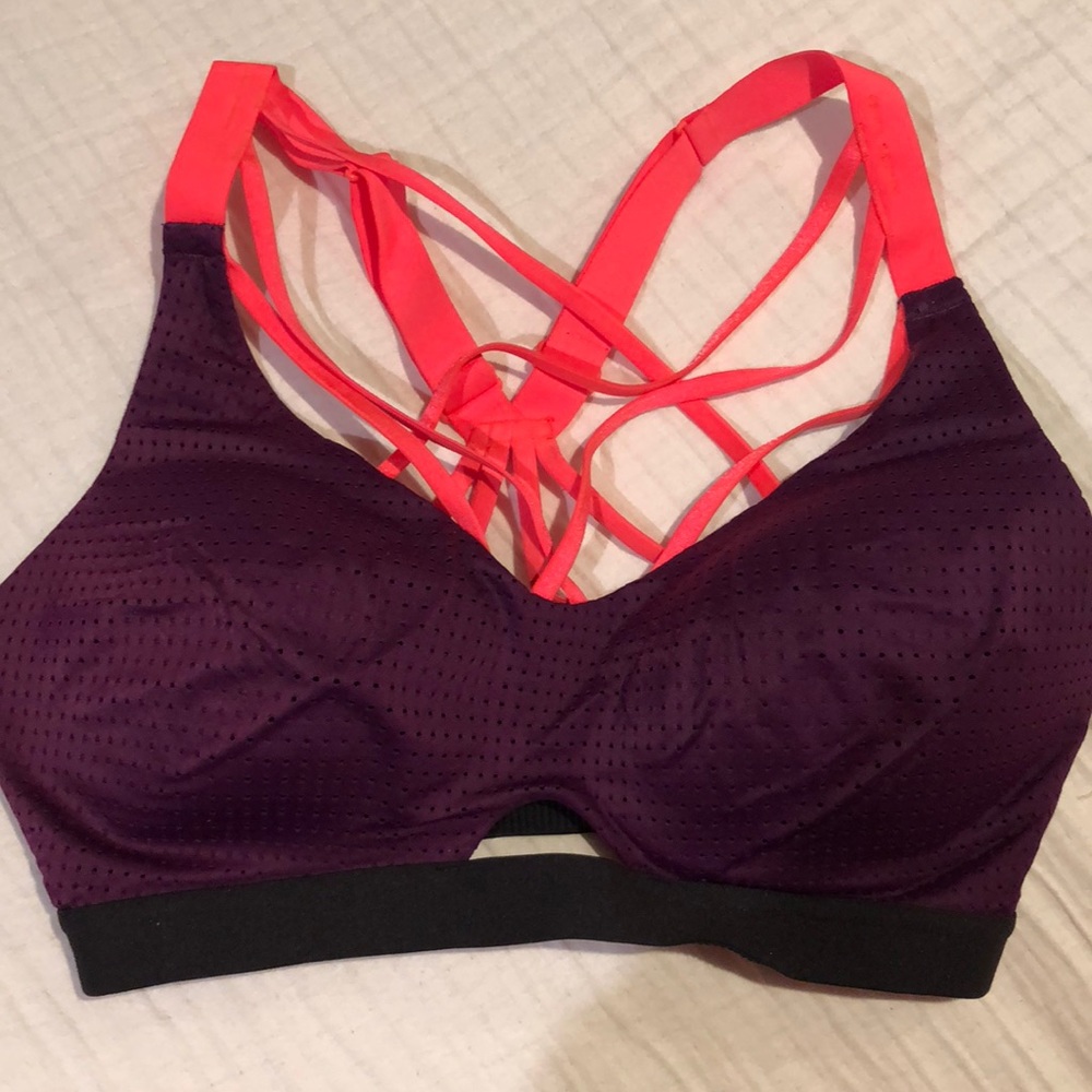 VSX Keyhole Sports Bra